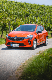 CLIO_MOBILE (185x280).png